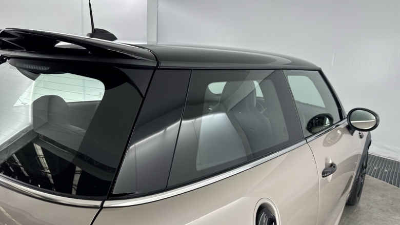 MINI Hatchback 2.0 Cooper S Sport 3dr Auto Petrol Hatchback